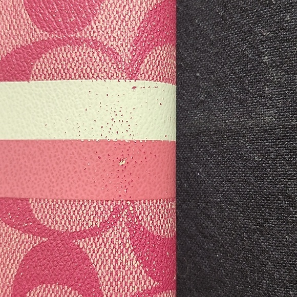 Vintage Pink Coach Accordion-Style Wallet with Orginal Rider Logo on Front - Picture 10 of 11